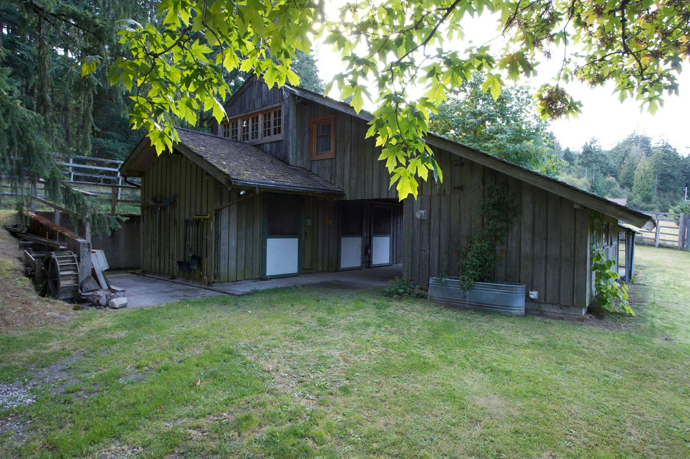 Houses Made of Wood and Light - House 2